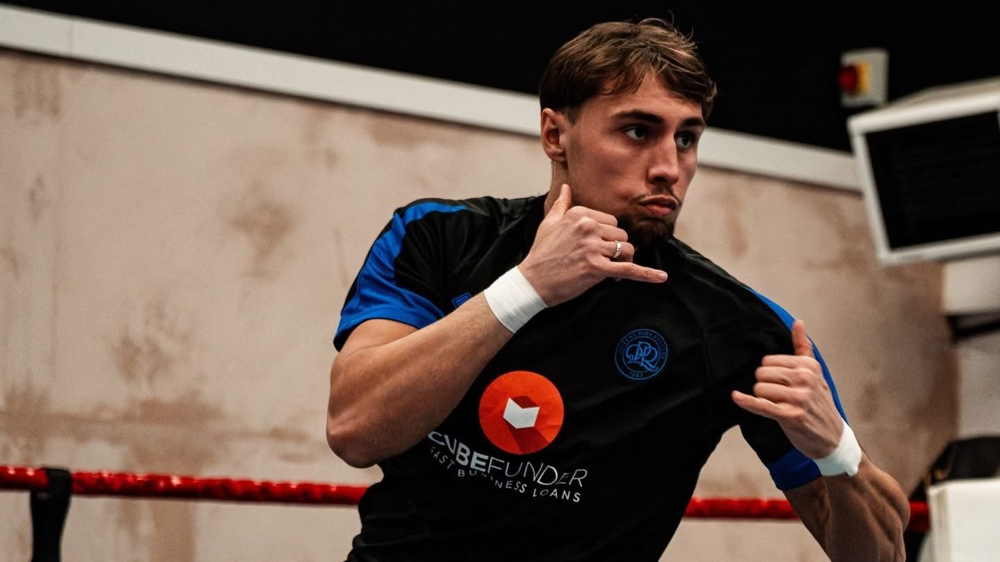 Frankie Davey - Professional Boxer